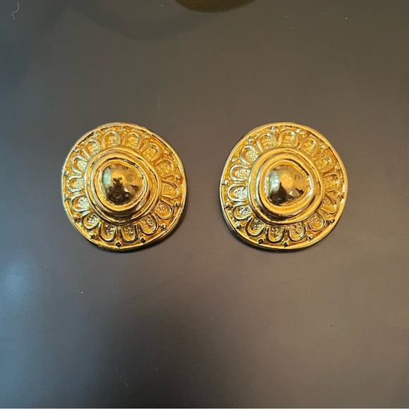 Authentic Vintage Christian Dior Clip-On Earrings - Picture 1 of 4